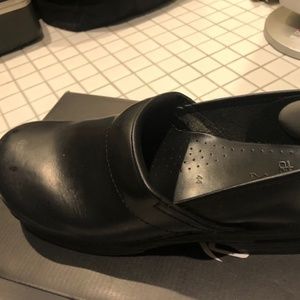 Dansko Professional Cabrio Leather Clogs